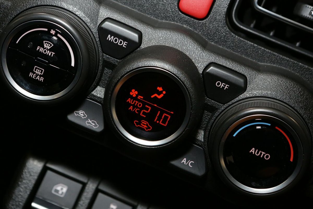 2024 Suzuki Jimny GLX GJ