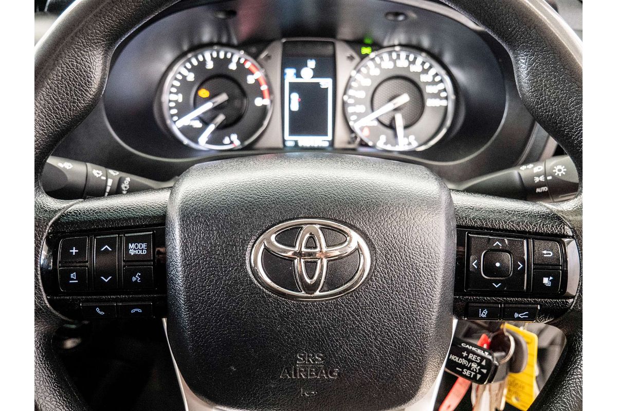 2021 Toyota Hilux SR GUN126R 4X4