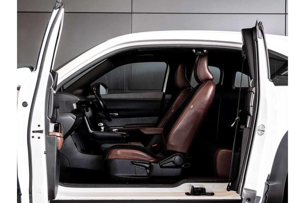 2022 Mazda MX-30 G20e Astina DR Series