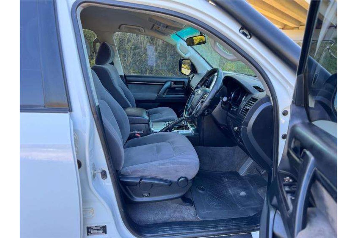 2020 Toyota Landcruiser GXL VDJ200R