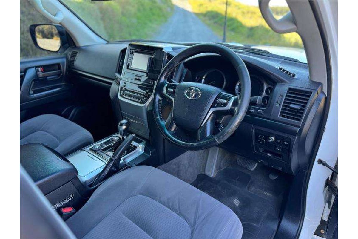2020 Toyota Landcruiser GXL VDJ200R