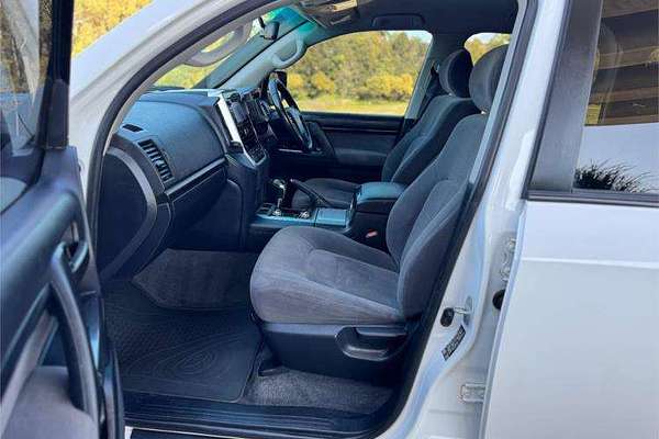 2020 Toyota Landcruiser GXL VDJ200R