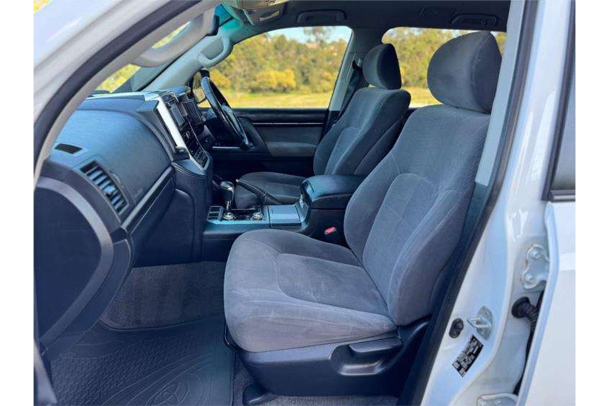 2020 Toyota Landcruiser GXL VDJ200R