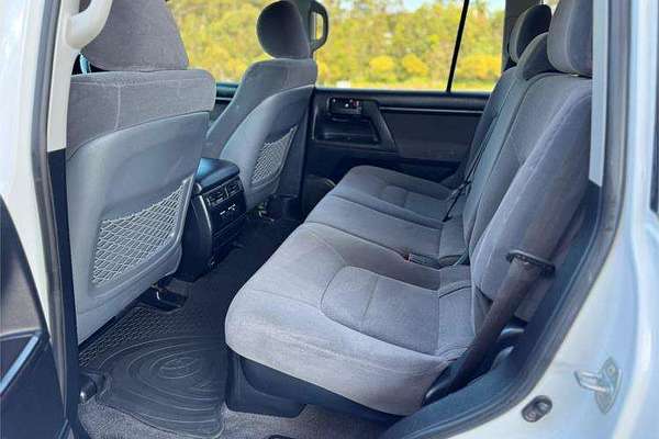 2020 Toyota Landcruiser GXL VDJ200R