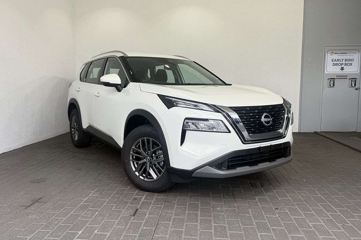 2025 Nissan X-TRAIL ST T33