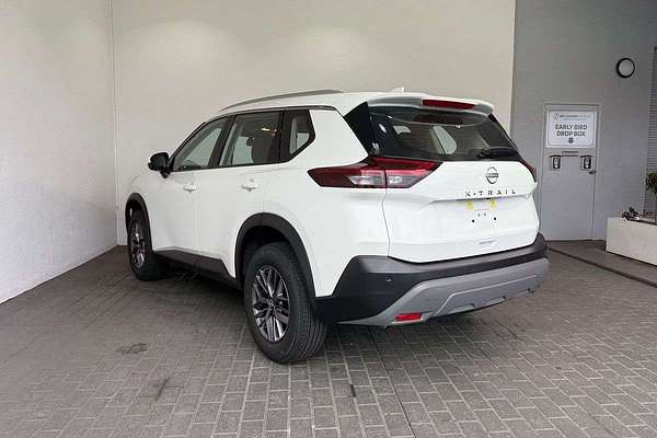 2025 Nissan X-TRAIL ST T33