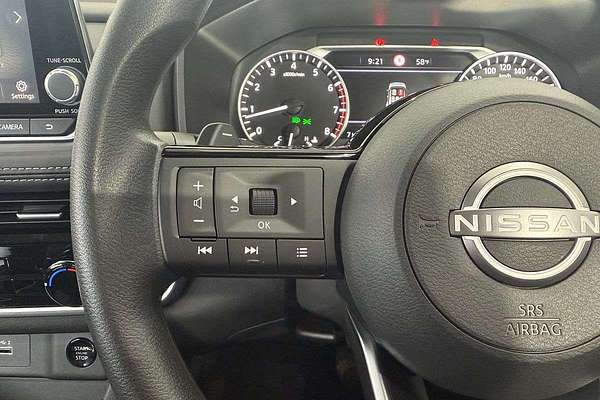 2025 Nissan X-TRAIL ST T33