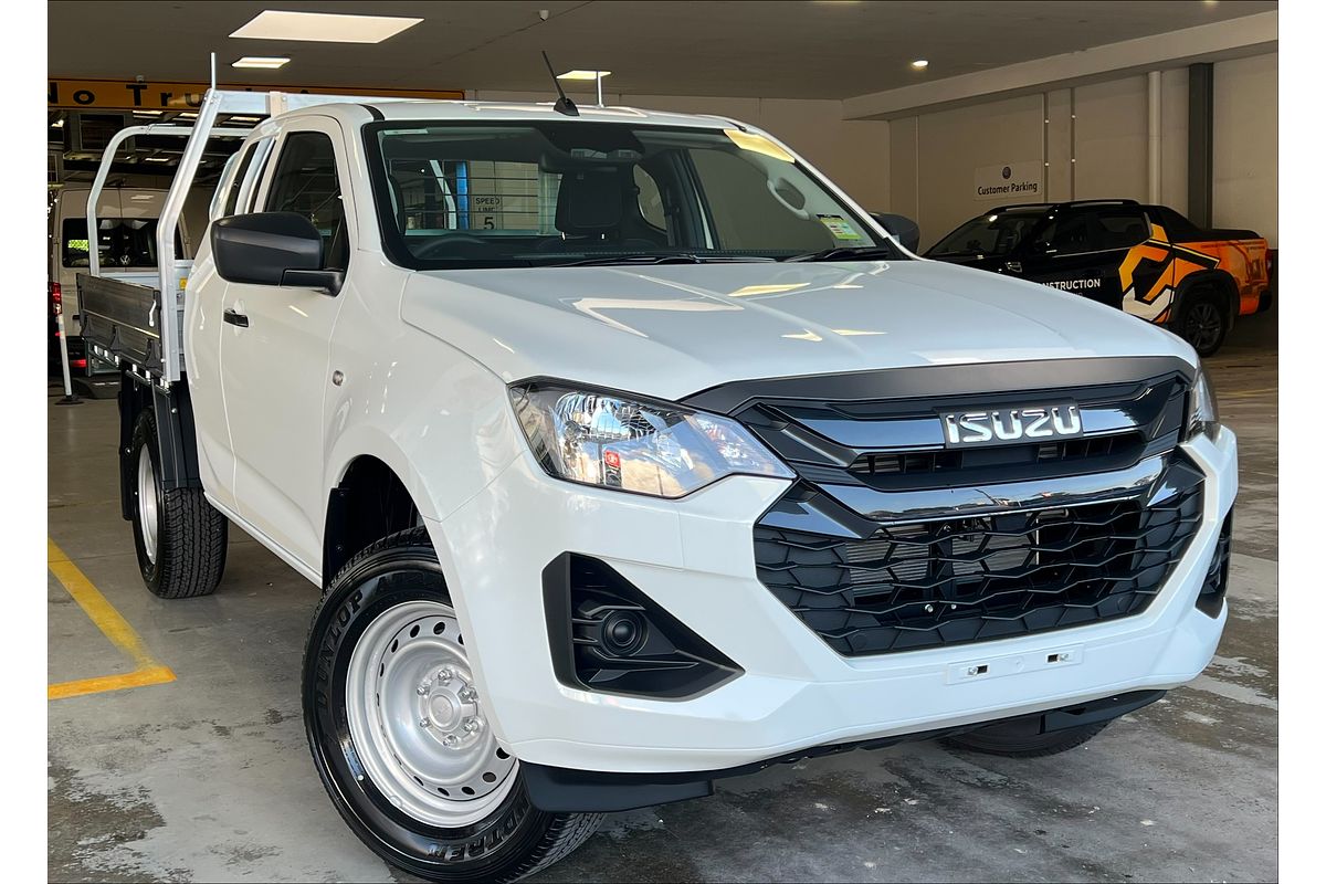 2025 Isuzu D-MAX SX 4X4