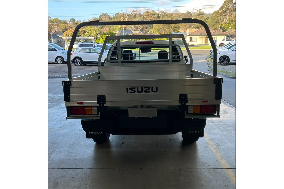 2025 Isuzu D-MAX SX 4X4