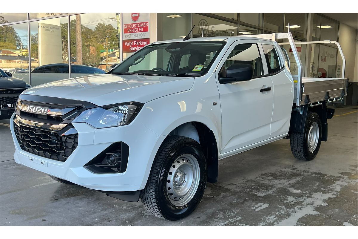 2025 Isuzu D-MAX SX 4X4