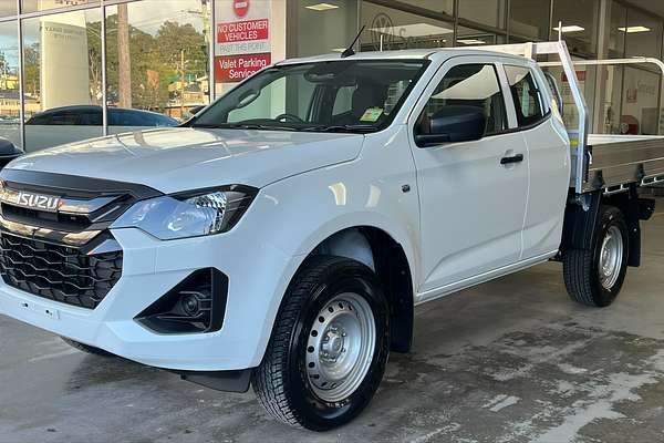 2025 Isuzu D-MAX SX 4X4