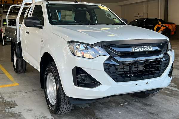 2025 Isuzu D-MAX SX 4X4