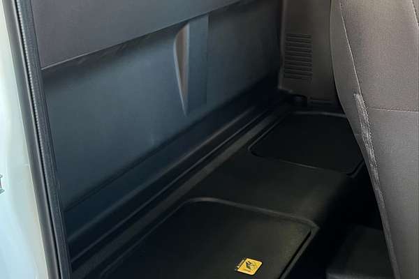 2025 Isuzu D-MAX SX 4X4