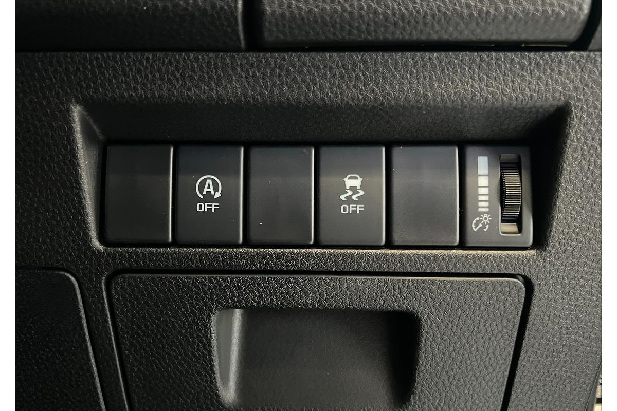 2025 Isuzu D-MAX SX 4X4