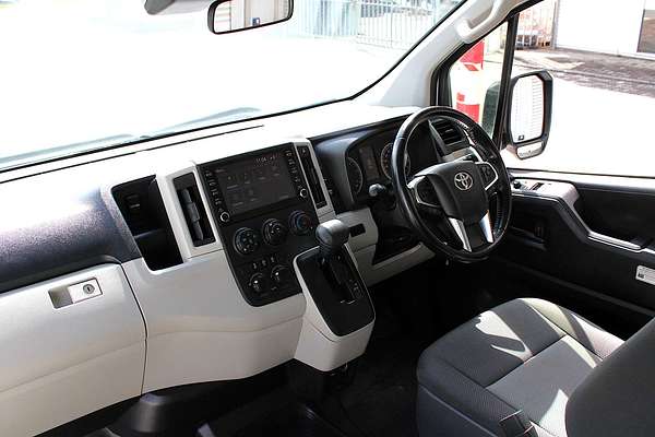 2021 Toyota Hiace Commuter GDH322R ELWB High Roof