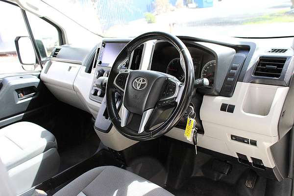 2021 Toyota Hiace Commuter GDH322R ELWB High Roof