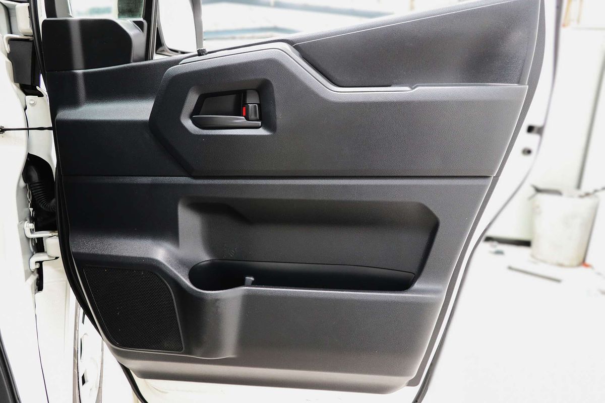 2021 Toyota Hiace Commuter GDH322R ELWB High Roof