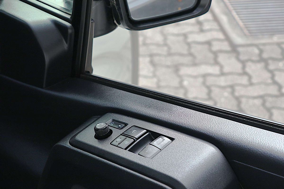 2021 Toyota Hiace Commuter GDH322R ELWB High Roof