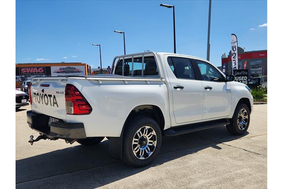 2020 Toyota Hilux SR GUN126R 4X4