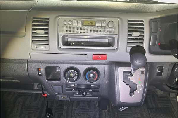 2008 Toyota Hiace Welcab