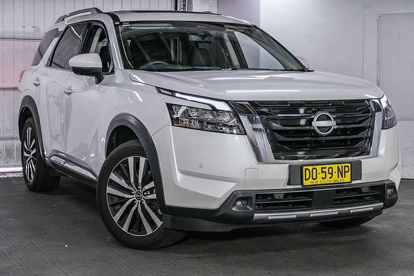 2023 Nissan Pathfinder Ti-L R53