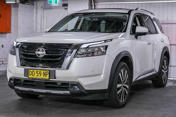 2023 Nissan Pathfinder Ti-L R53