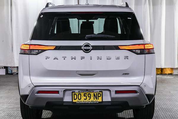 2023 Nissan Pathfinder Ti-L R53