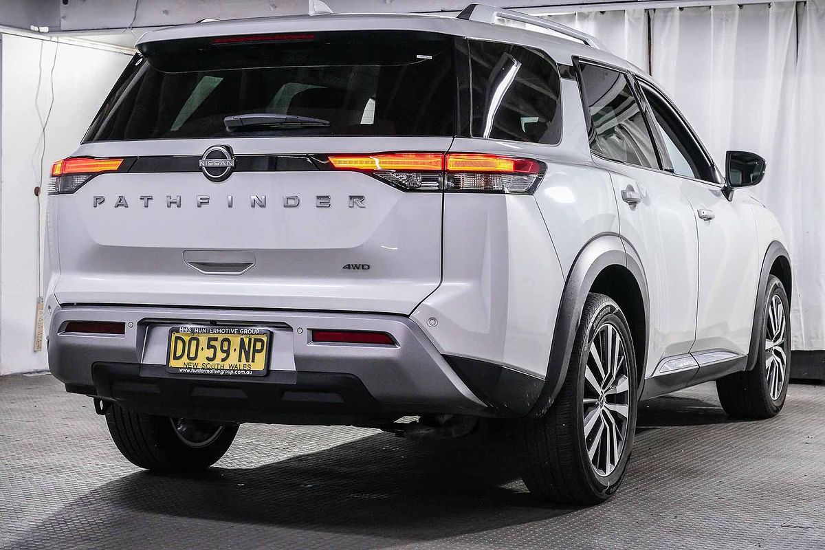2023 Nissan Pathfinder Ti-L R53
