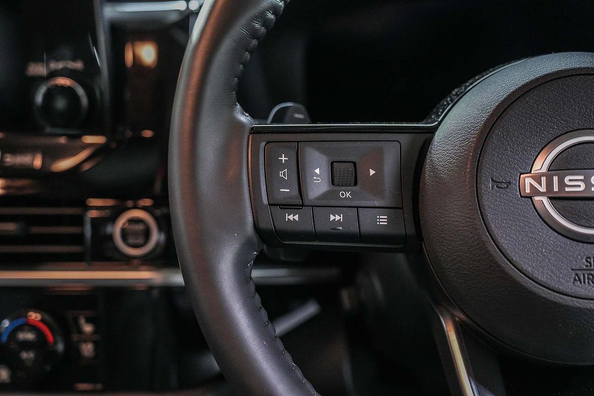 2023 Nissan Pathfinder Ti-L R53