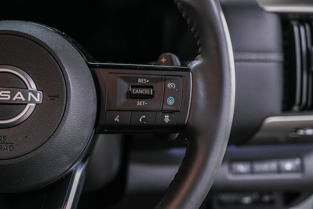 2023 Nissan Pathfinder Ti-L R53