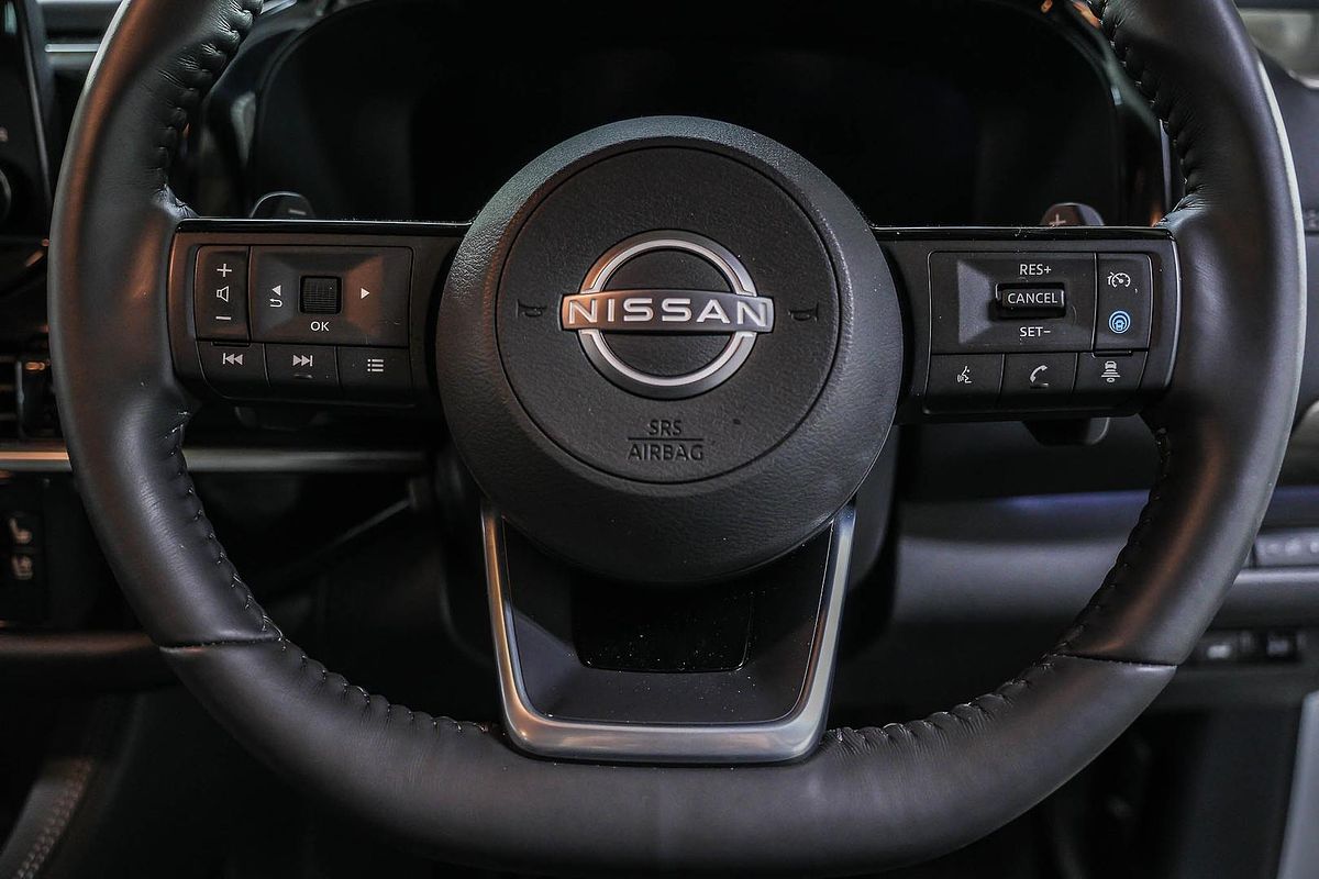 2023 Nissan Pathfinder Ti-L R53