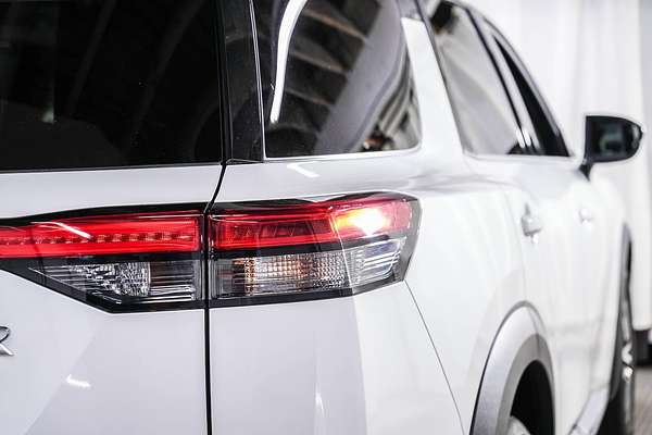 2023 Nissan Pathfinder Ti-L R53