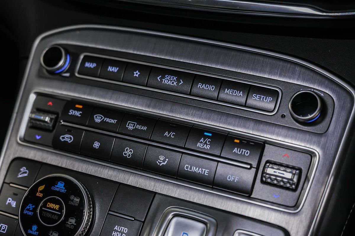 2022 Hyundai Santa Fe Highlander TM.V4