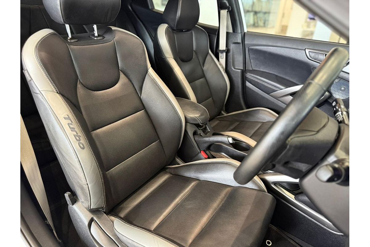2017 Hyundai Veloster SR Turbo FS5 Series II