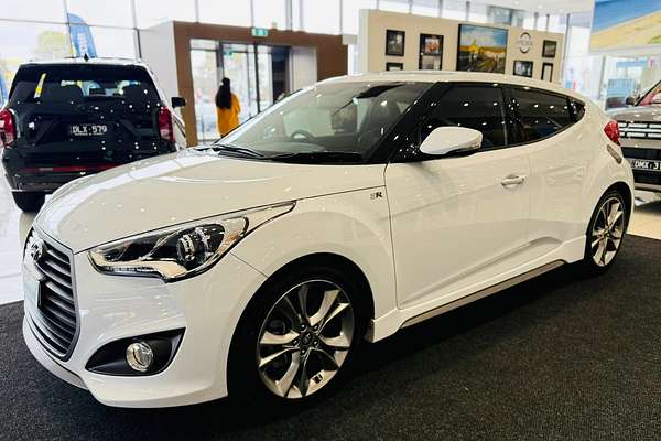 2017 Hyundai Veloster SR Turbo FS5 Series II