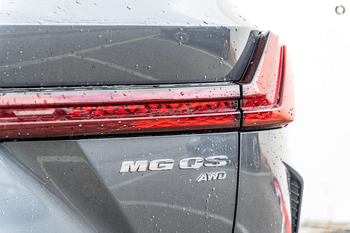 2025 MG QS Essence IS31
