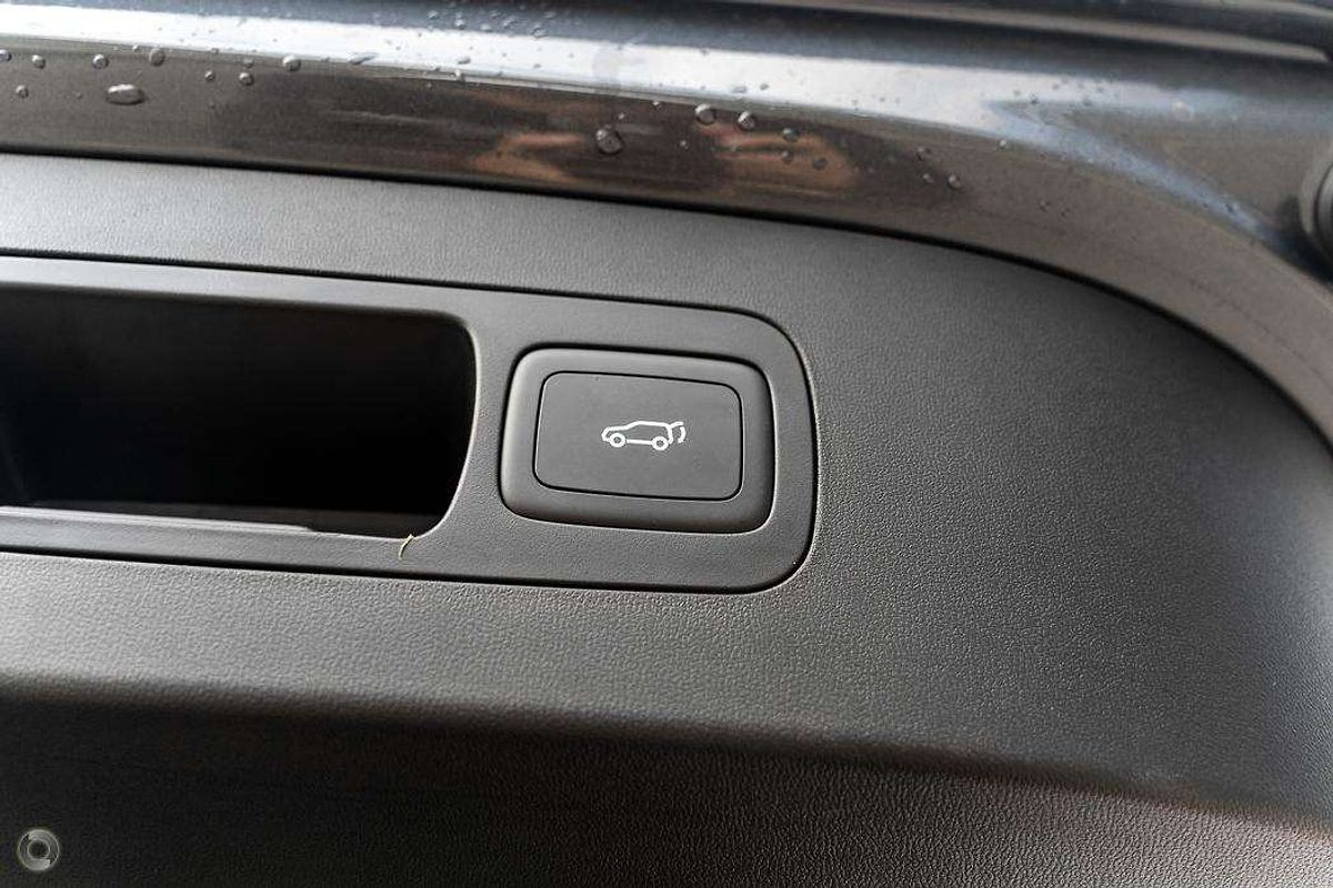 2025 MG QS Essence IS31