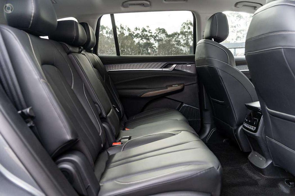 2025 MG QS Essence IS31