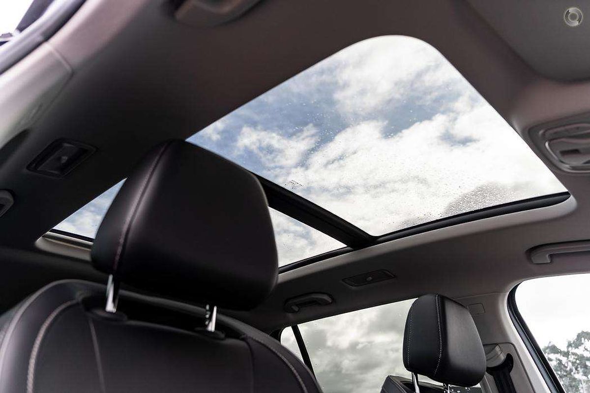 2025 MG QS Essence IS31