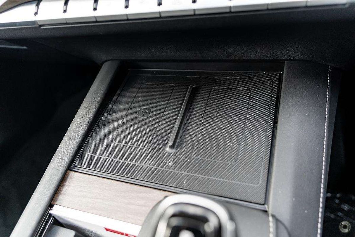 2025 MG QS Essence IS31