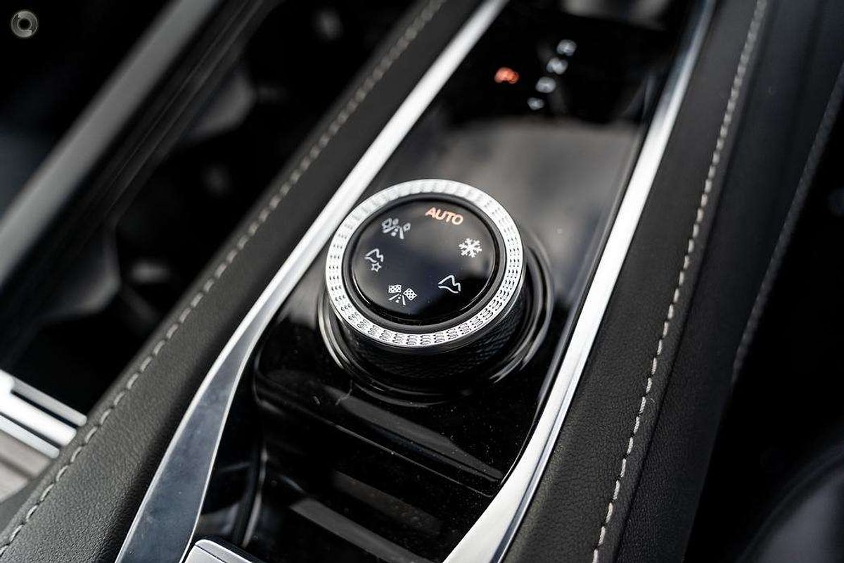 2025 MG QS Essence IS31