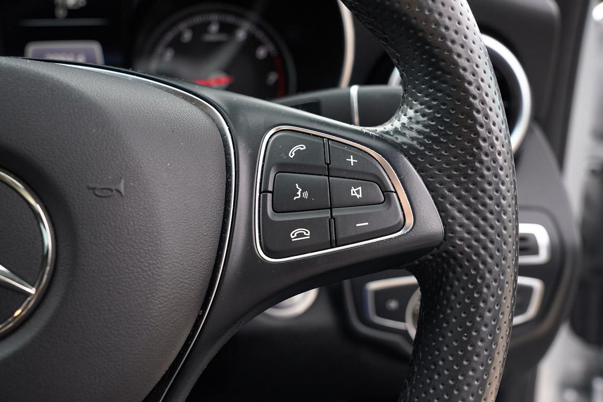 2014 Mercedes-Benz C-Class C200 W205