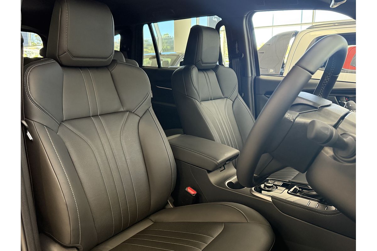 2025 Isuzu MU-X LS-T