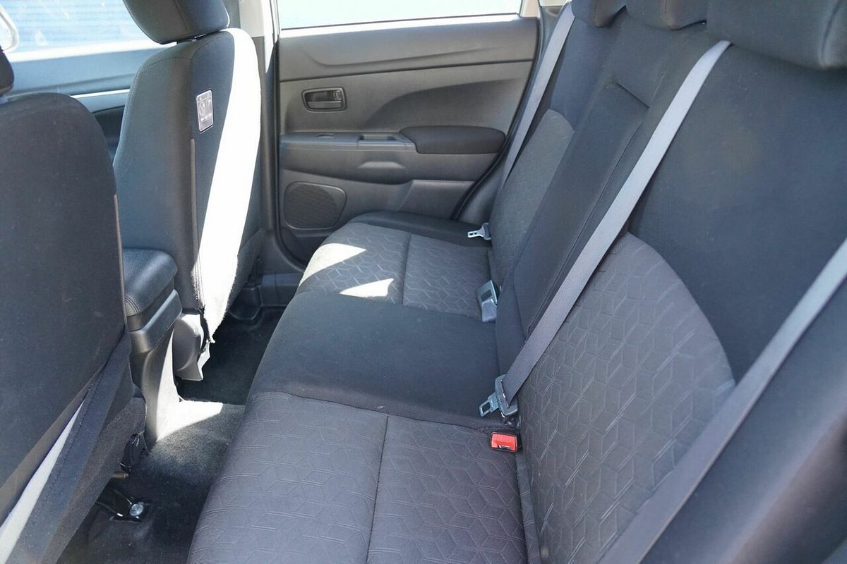 2019 Mitsubishi ASX ES XD
