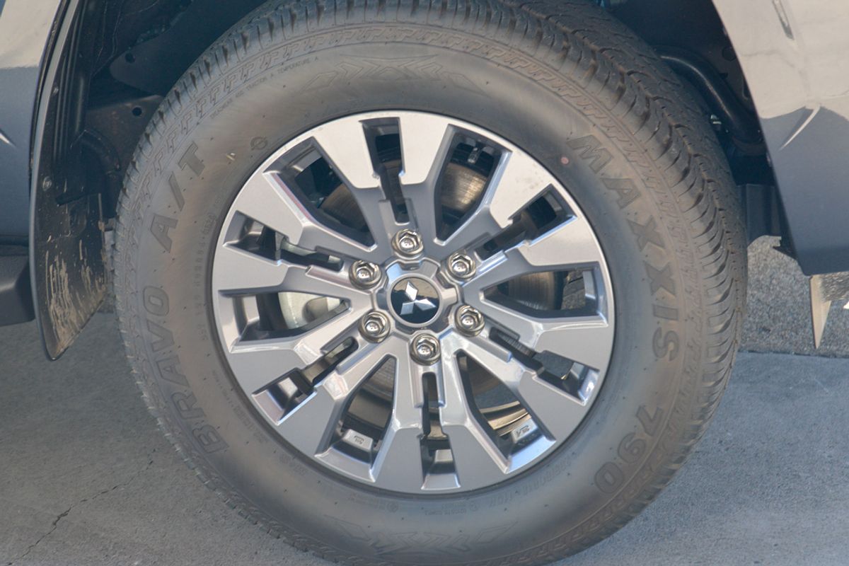 2024 Mitsubishi Triton GLS MV 4X4
