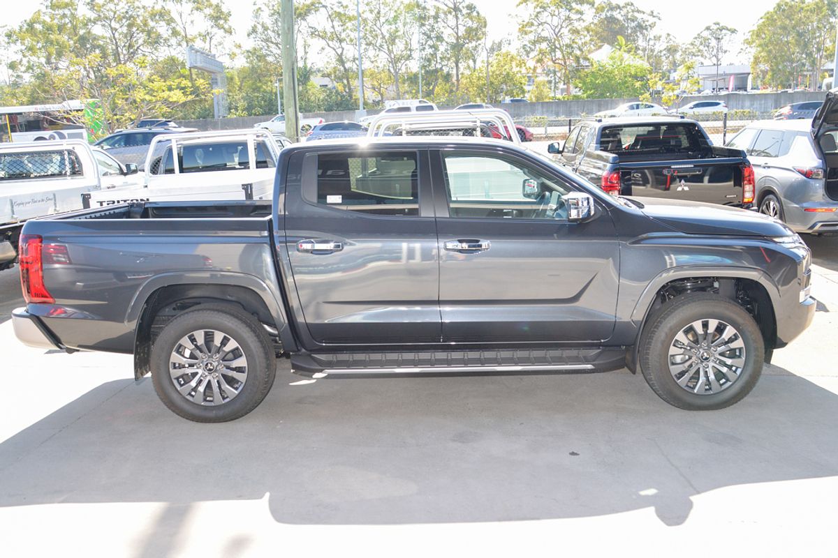 2024 Mitsubishi Triton GLS MV 4X4
