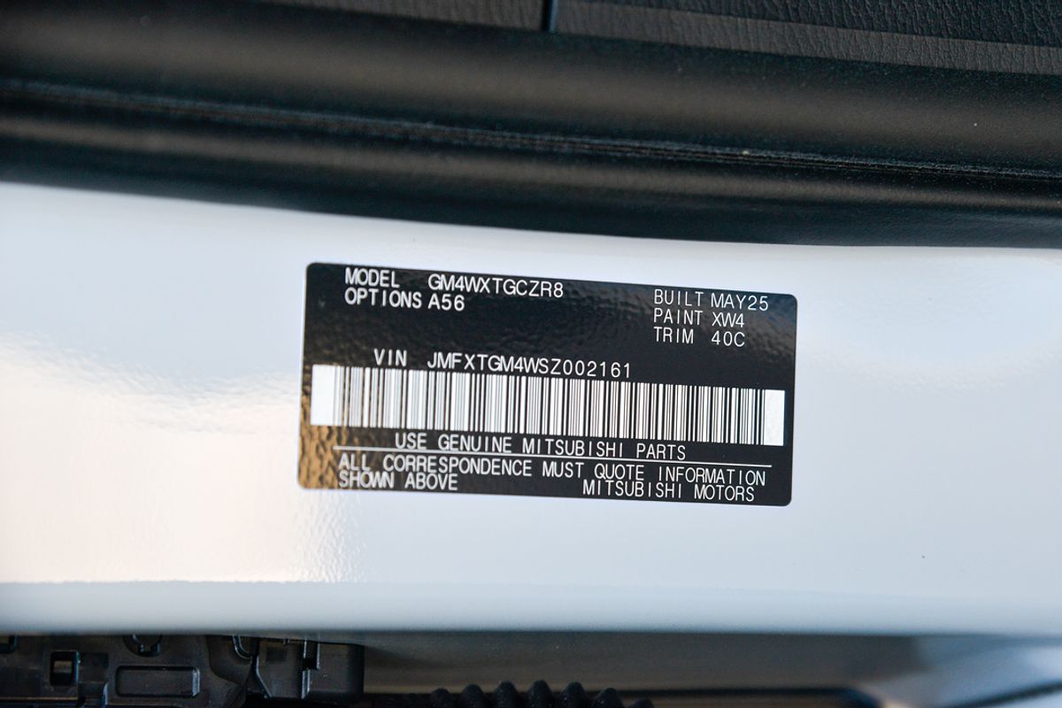 2025 Mitsubishi Outlander Exceed Tourer ZM