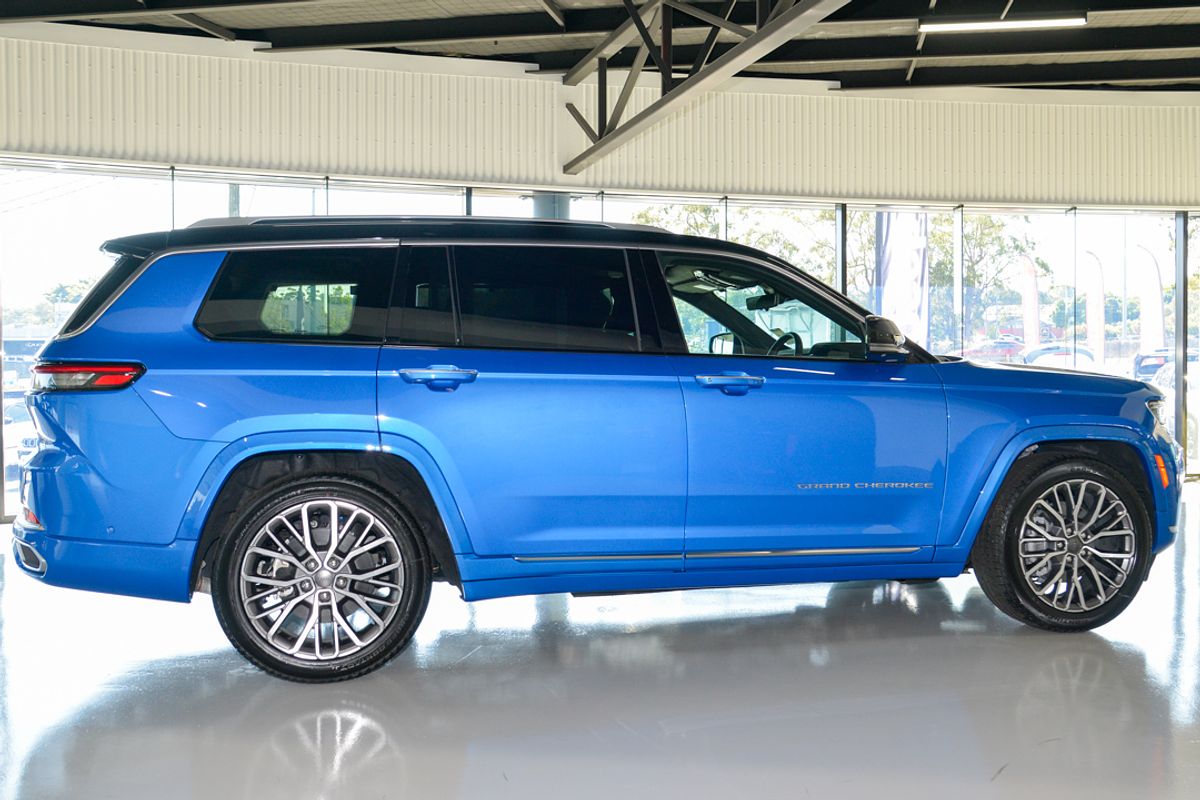 2023 Jeep Grand Cherokee Summit Reserve WL