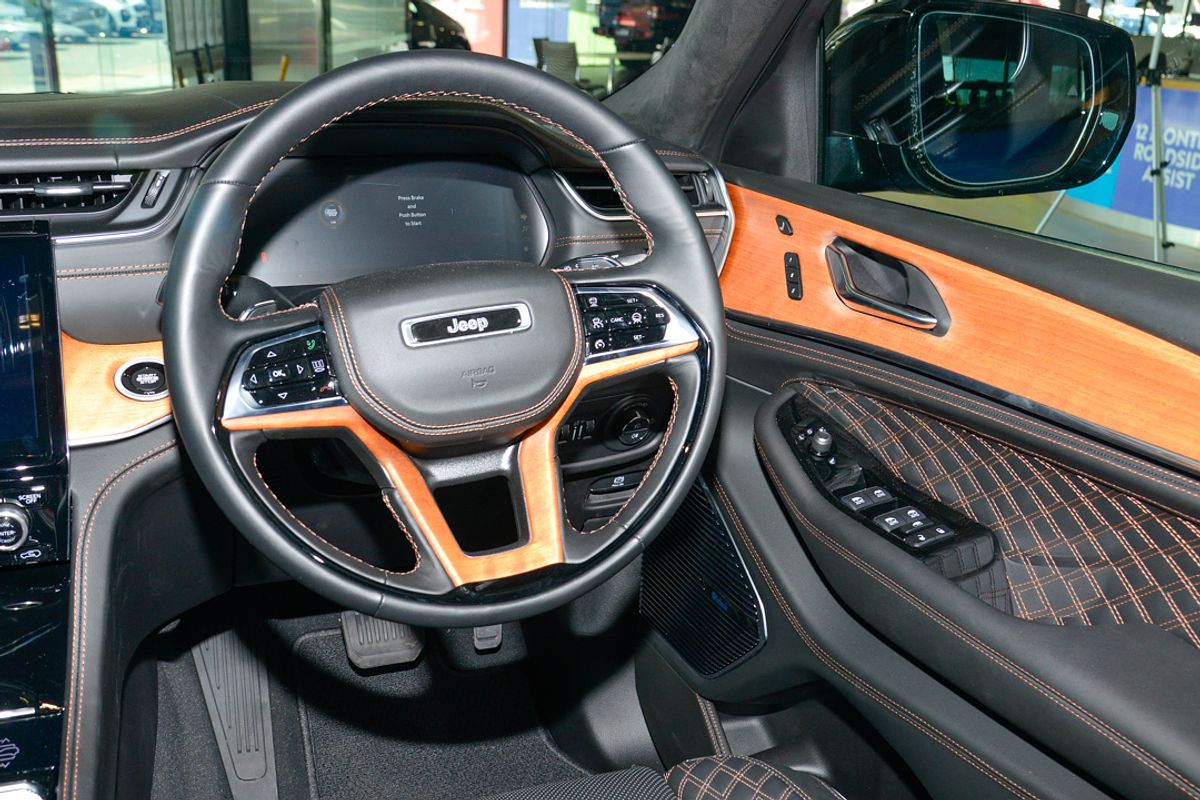 2023 Jeep Grand Cherokee Summit Reserve WL