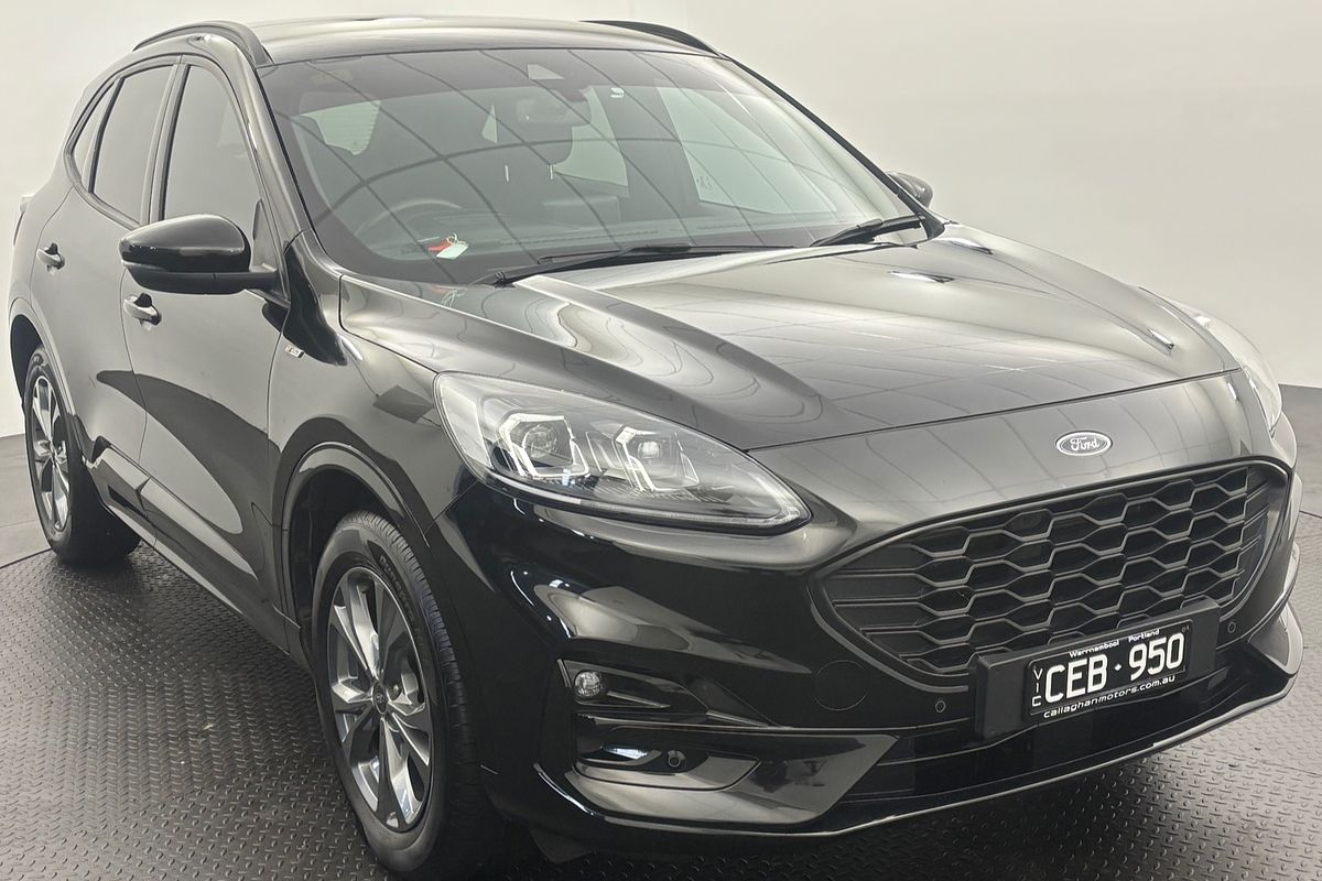2022 Ford Escape ST-Line ZH